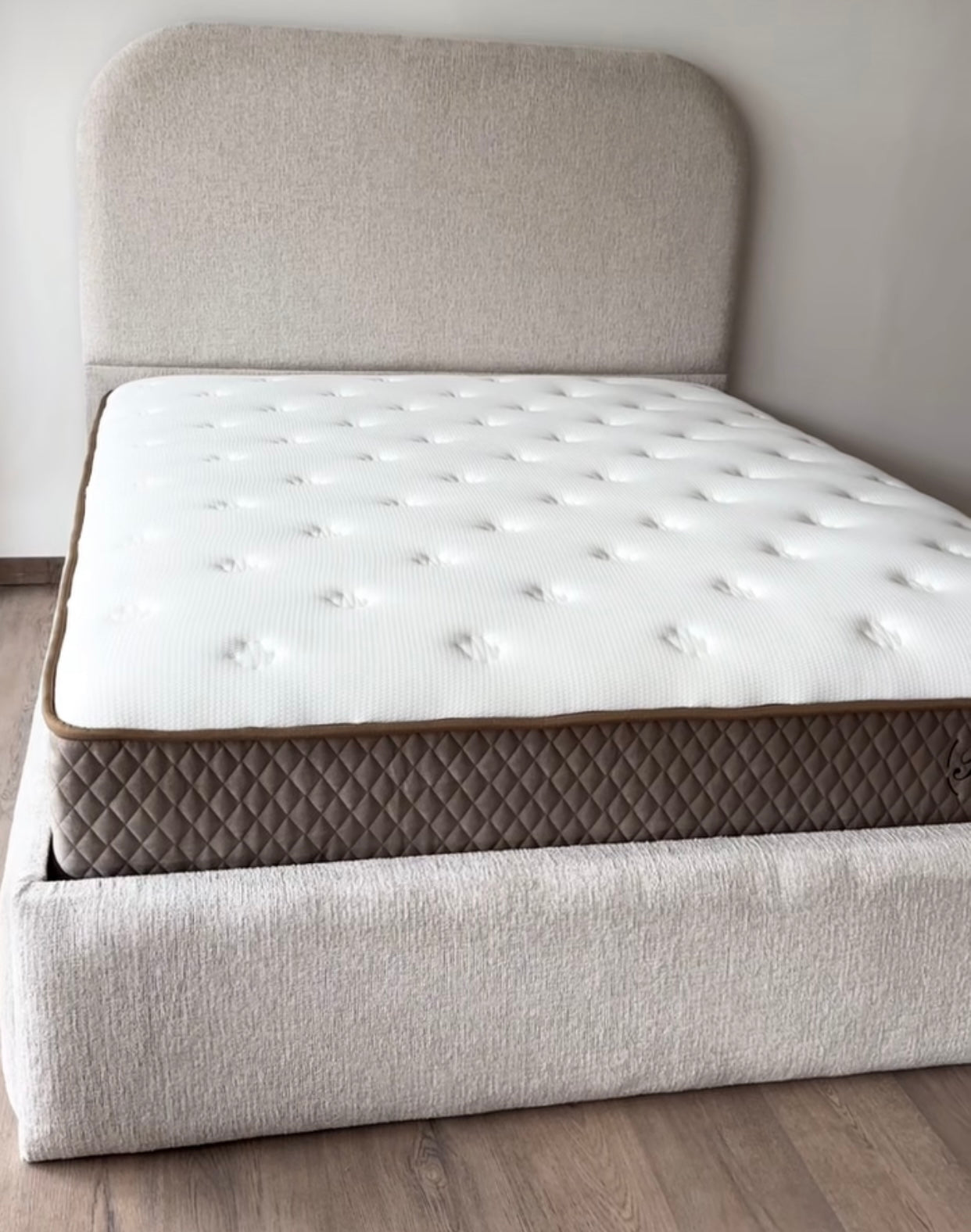 LIT COFFRE « JADE » CHENILLE