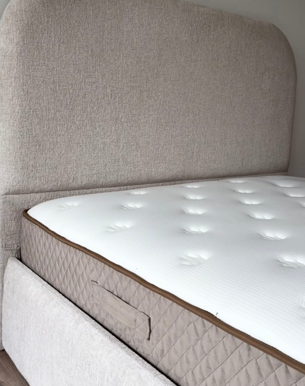 LIT COFFRE « JADE » CHENILLE