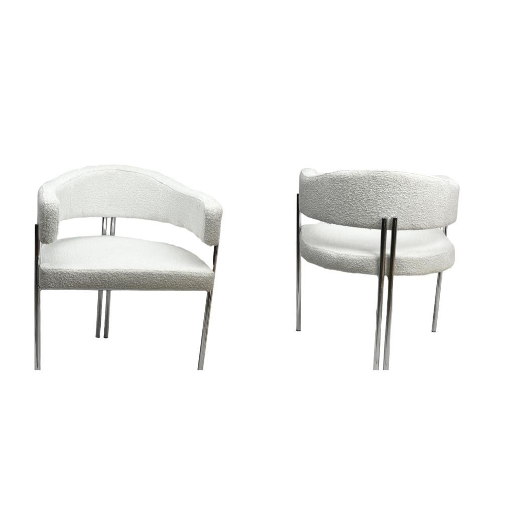 LOT DE 2 CHAISES "NEWA"