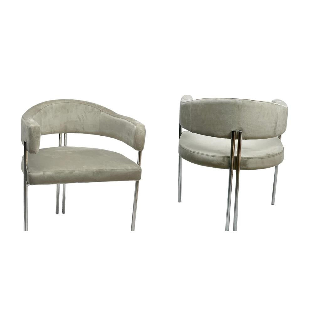 LOT DE 2 CHAISES "NEWA"