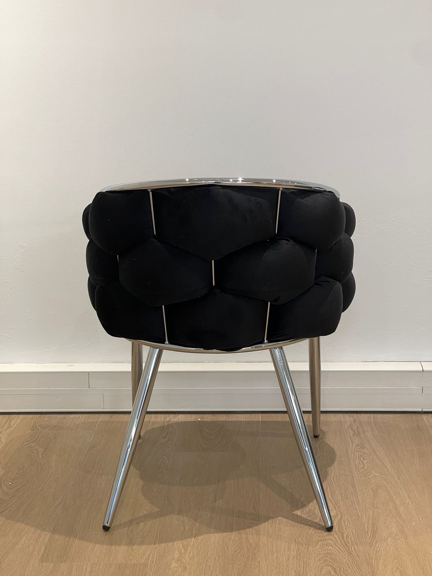 LOT DE 2 CHAISES "BALLONS"