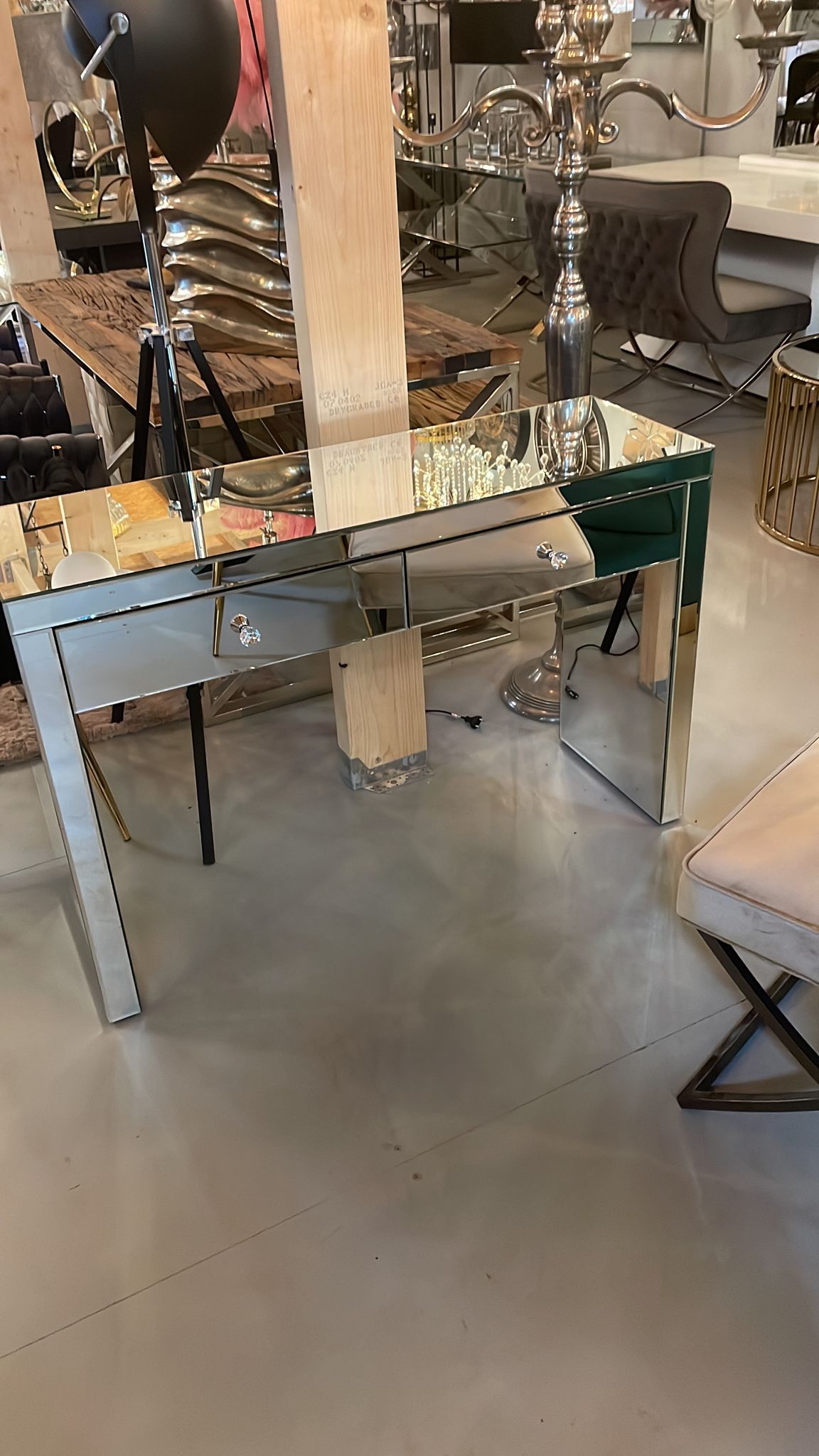 COIFFEUSE MIROIR « ALMA »