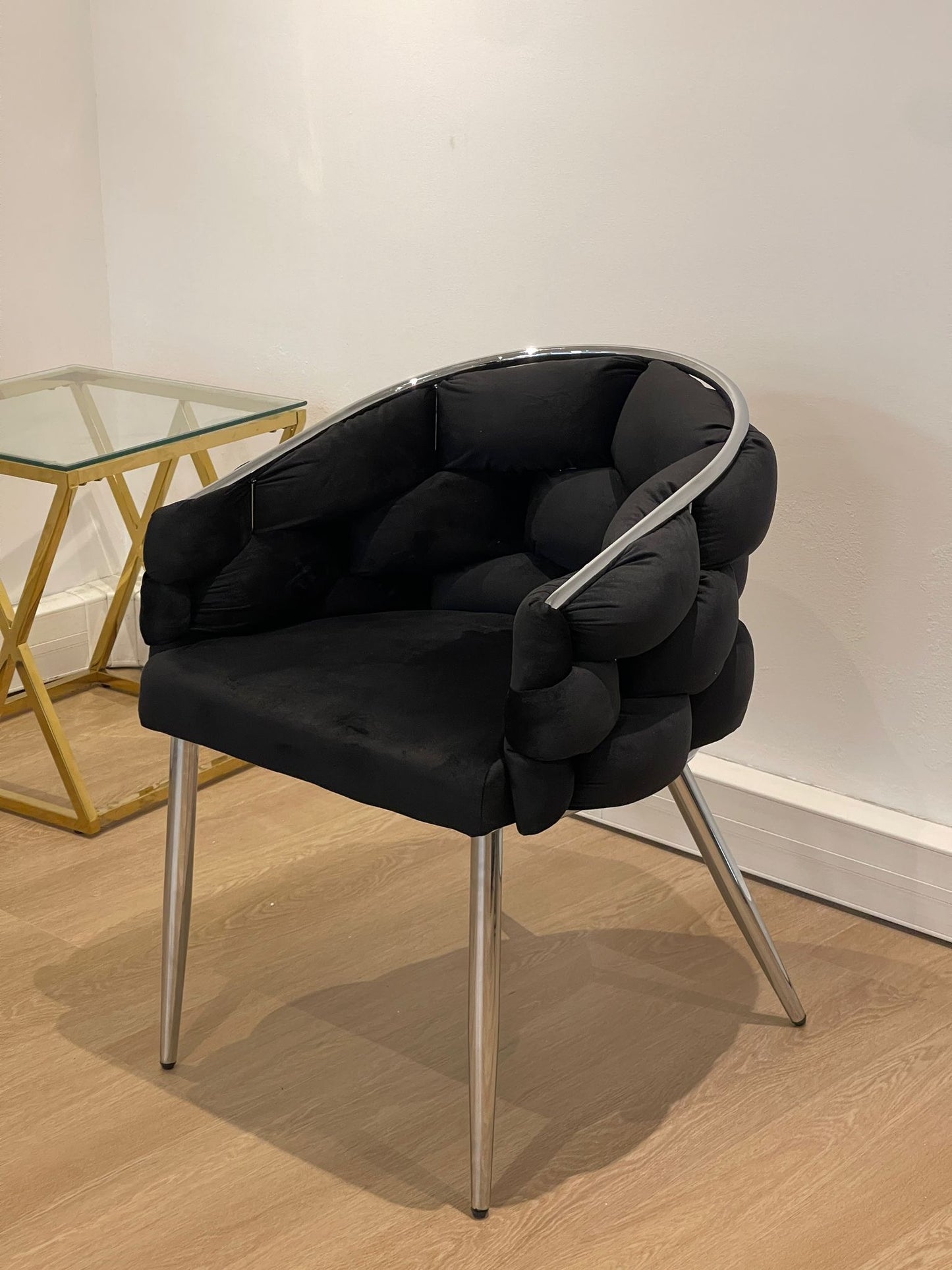 LOT DE 2 CHAISES "BALLONS"