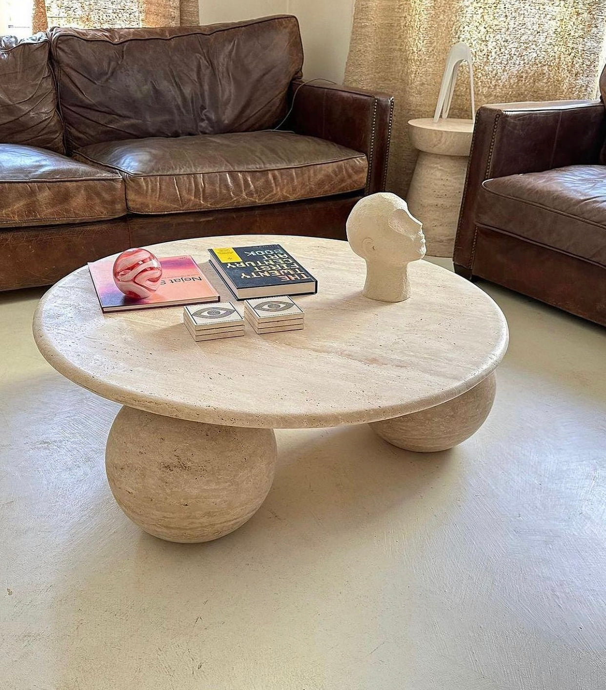TABLE BASSE « NADOR »