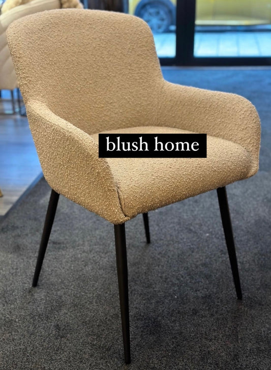 LOT DE 2 CHAISES « FLUFFY »
