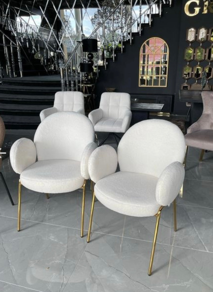 LOT DE 2 CHAISES « BEAN »