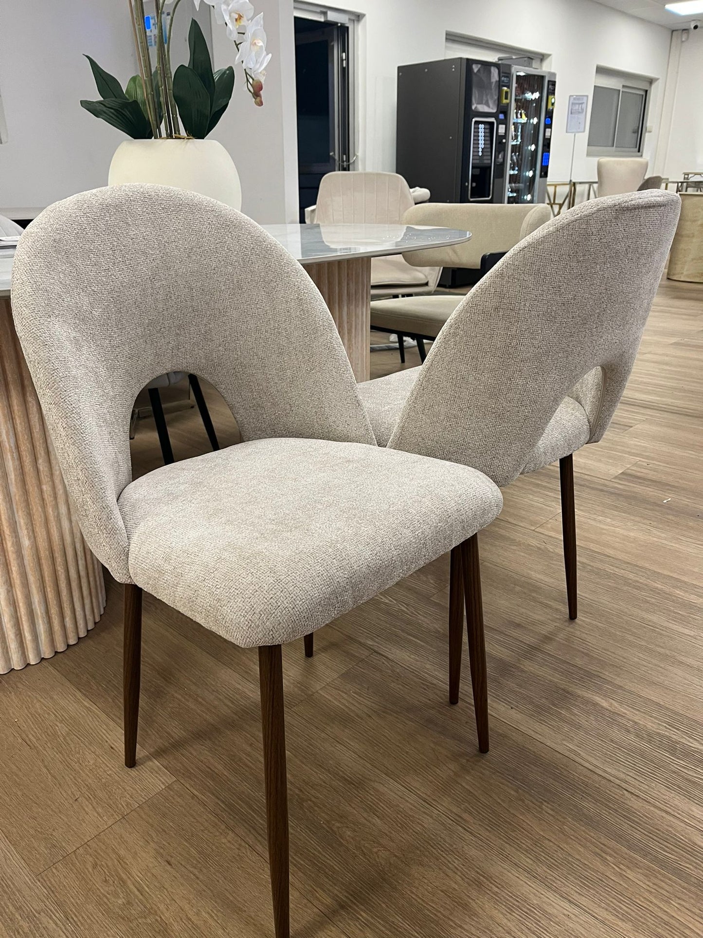 LOT DE CHAISES « TEDDY » NOYER