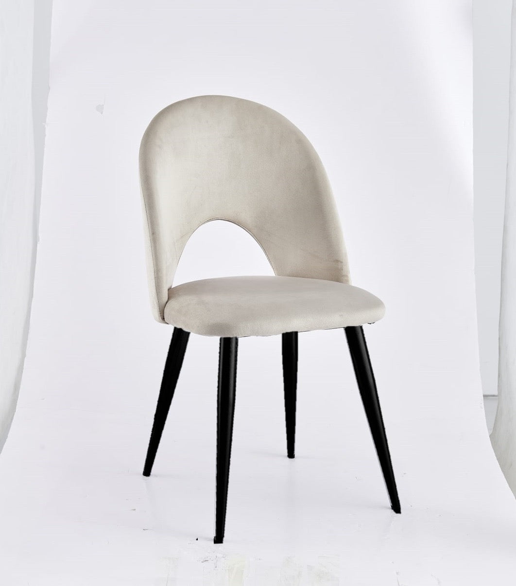 LOT DE 2 CHAISES « AMELIA »
