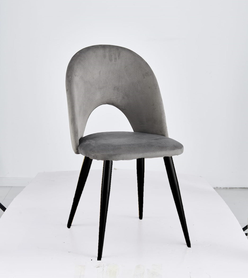 LOT DE 2 CHAISES « AMELIA »