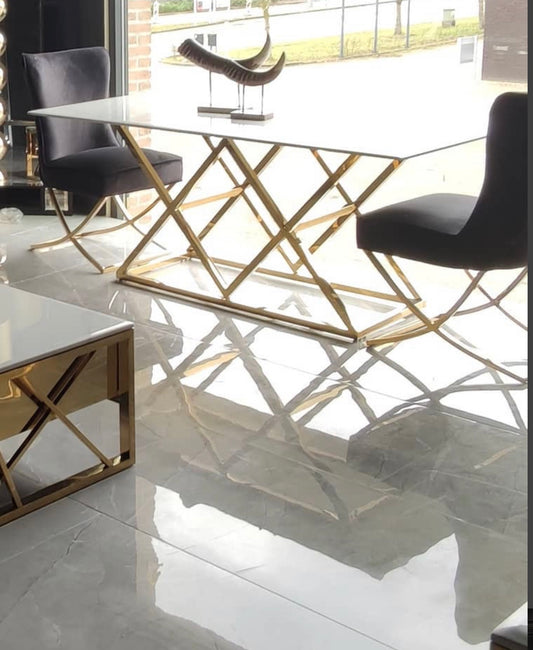 TABLE À MANGER « TRIANGL »