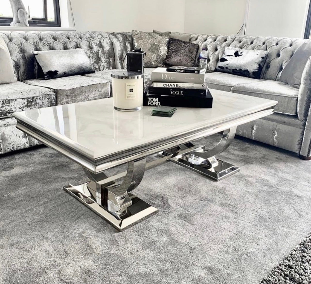 TABLE BASSE « OMEGA »