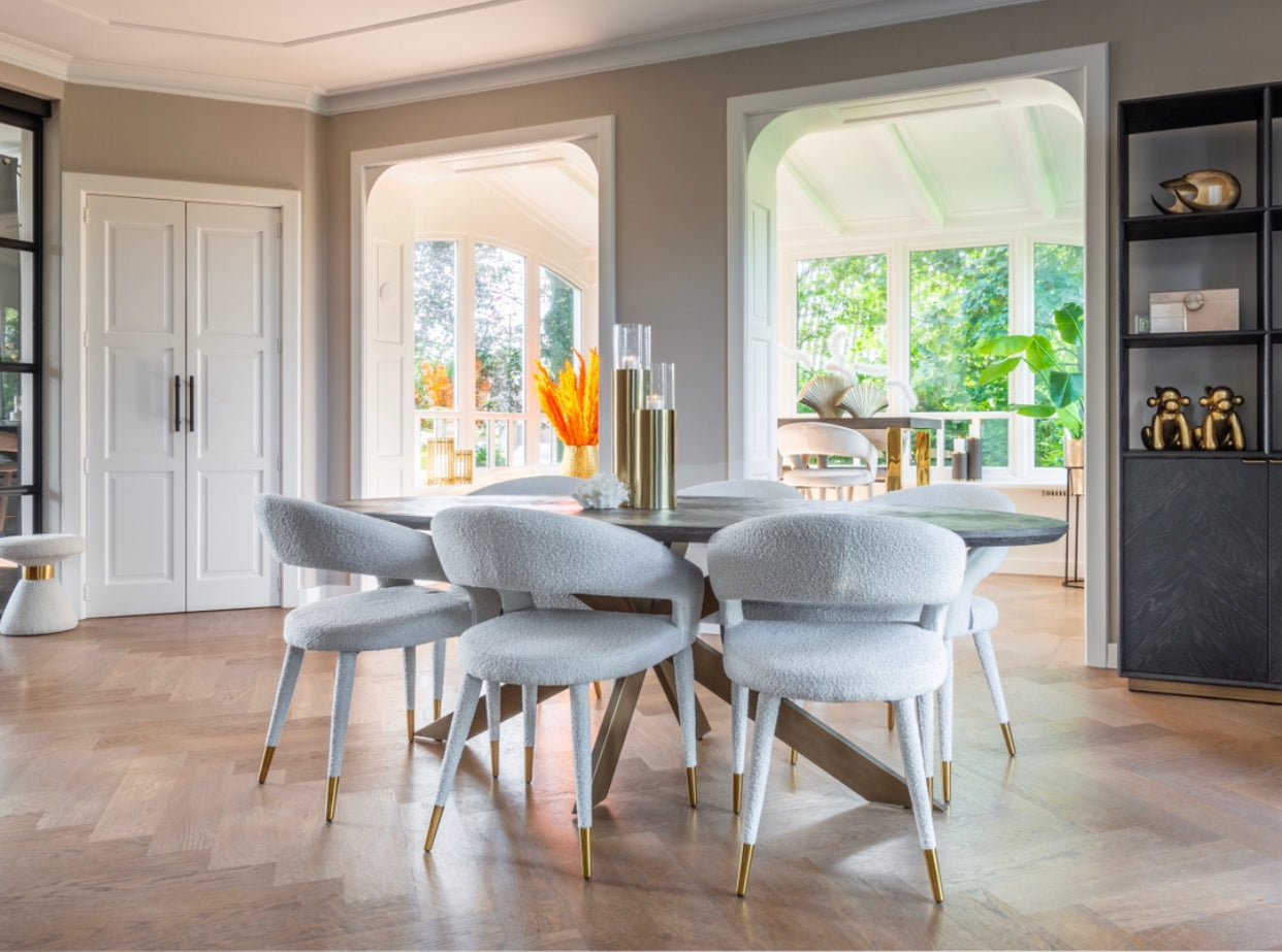 CHAISE "GIA" RICHMOND INTERIORS