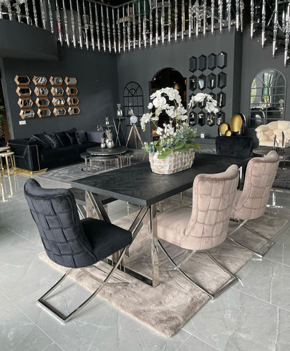 LOT DE 2 CHAISES "STOCKHLOM"