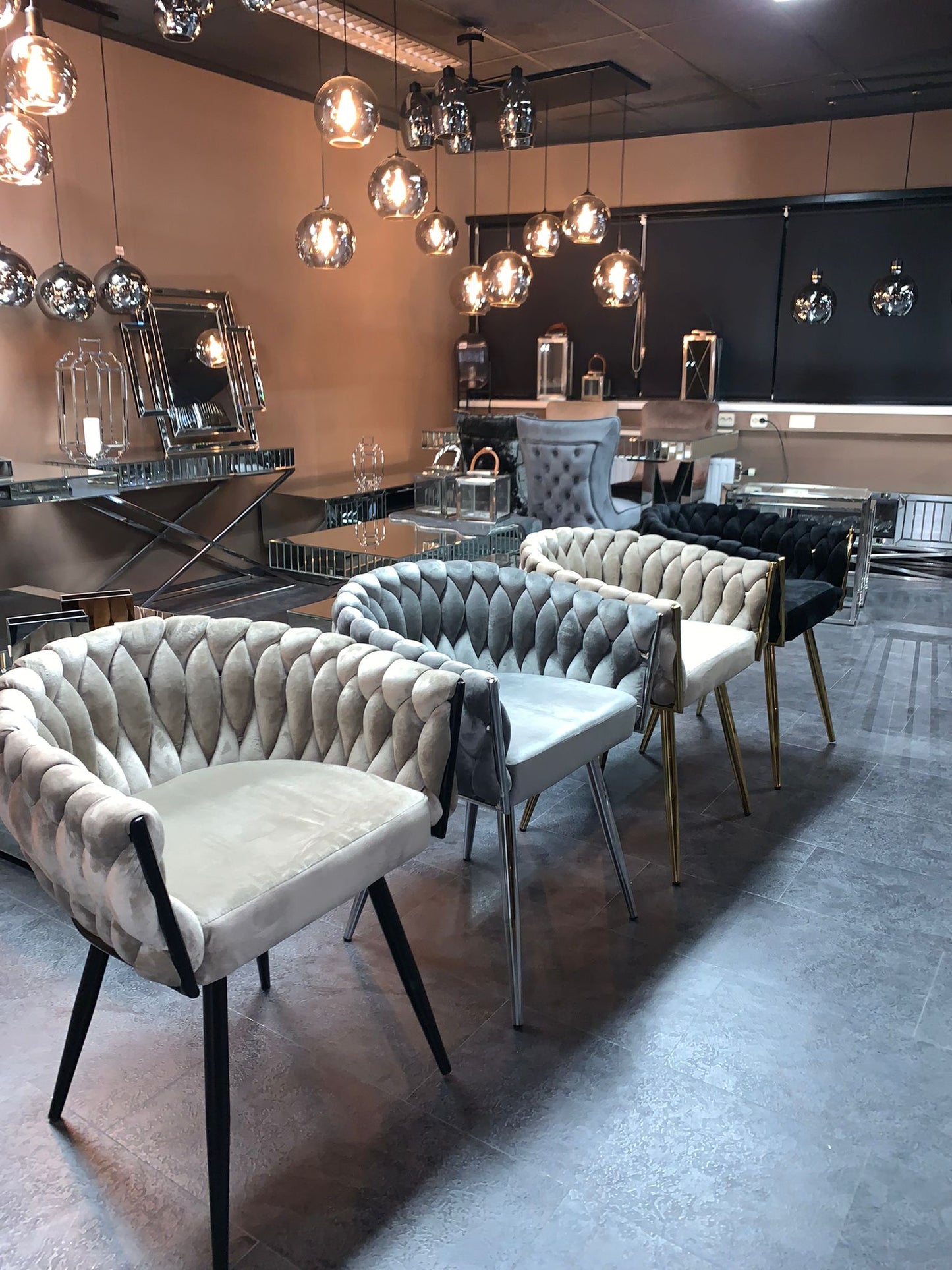 LOT DE 2 CHAISES « WAVY » TOUT COLORIS