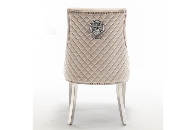 LOT DE 2 CHAISES "LION"